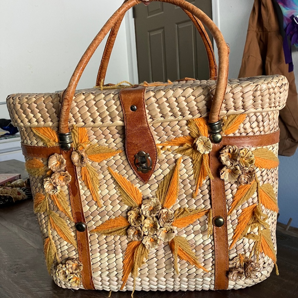 Vintage beach bag